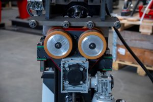 Фаскосниматель ABM-50 DD Vario с высокой прочностью и автоматической подачей. Отличные результаты, минимум усилий.